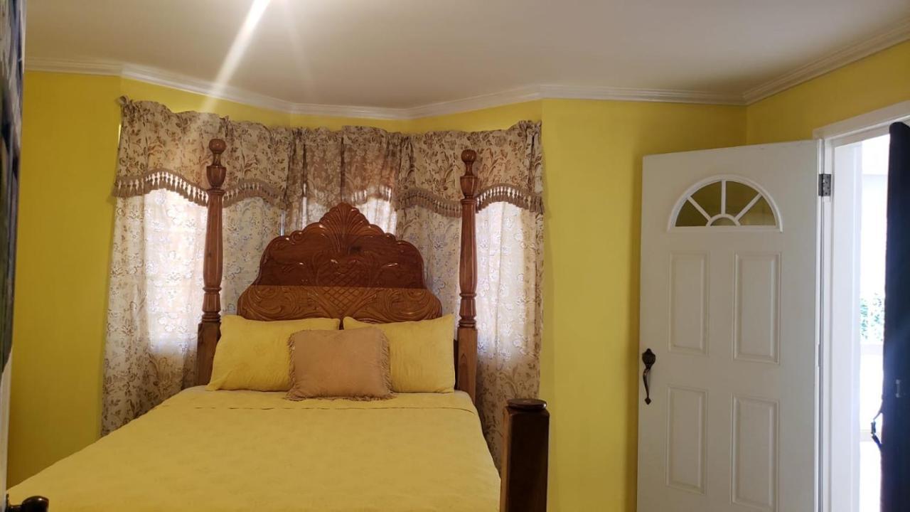Eve'S Rockaway Villa Alligator Pond Village Bagian luar foto