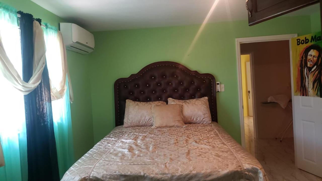 Eve'S Rockaway Villa Alligator Pond Village Bagian luar foto