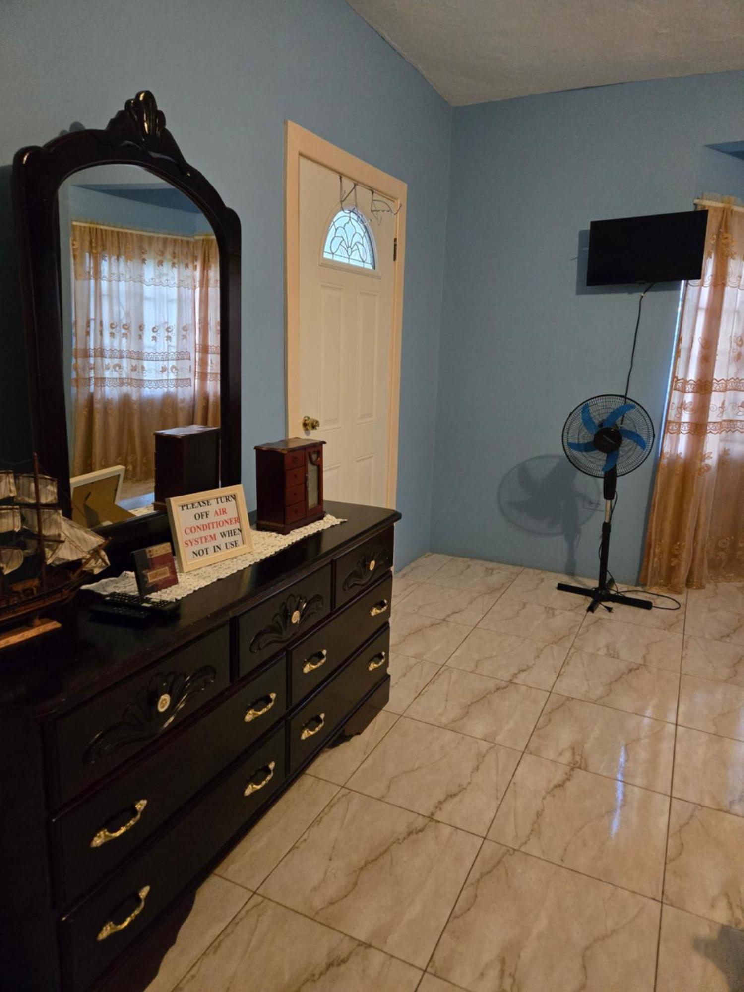 Eve'S Rockaway Villa Alligator Pond Village Bagian luar foto