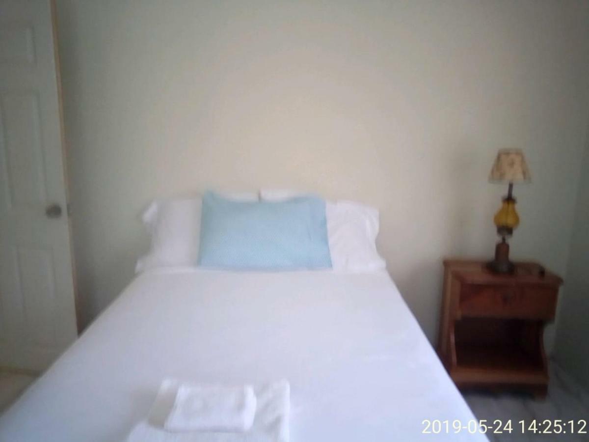 Eve'S Rockaway Villa Alligator Pond Village Bagian luar foto